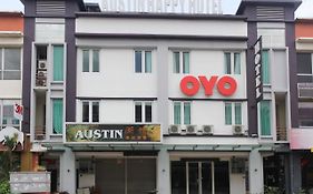 Oyo 90027 Happy Hotel